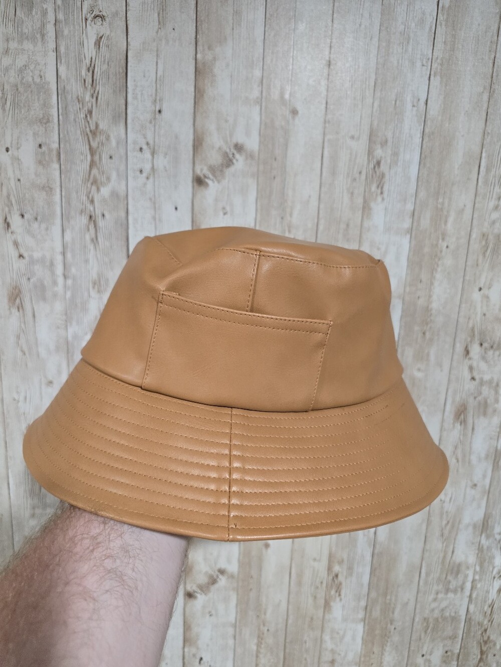 LACK of COLOR Tan Beige Faux Vegan Leather Wave Bucket Hat Pocket S/M 56cm